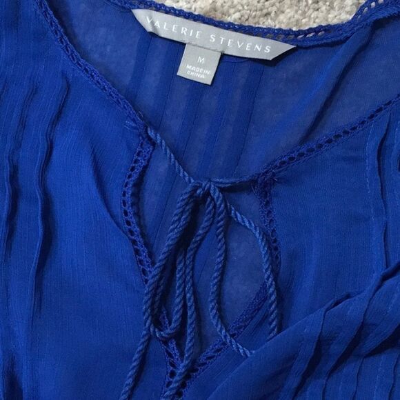 Valerie Stevens asymmetrical hem blouse. NWT - Picture 8 of 8